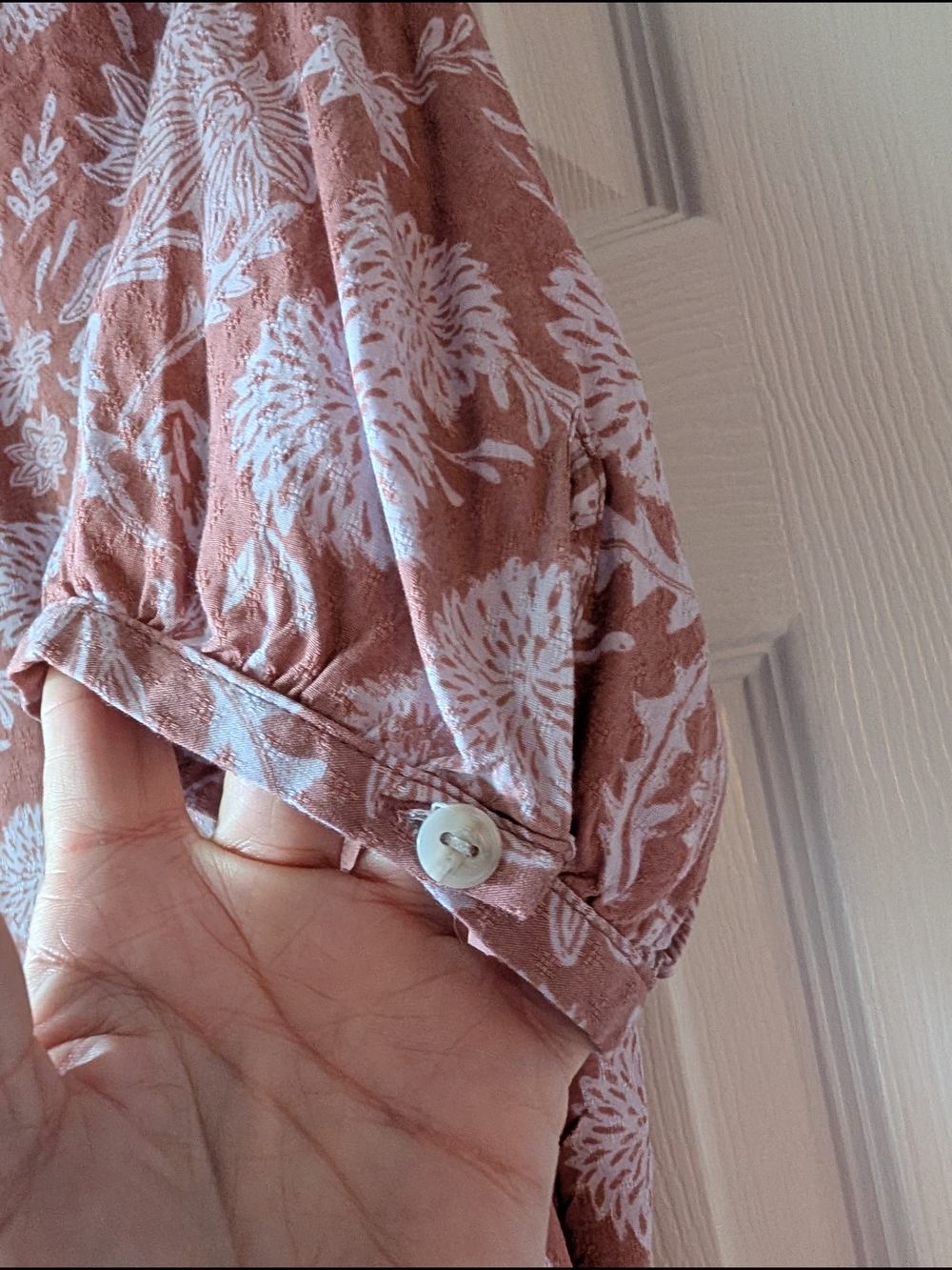 Pretty Universal Thread Top - Picture 6 of 8